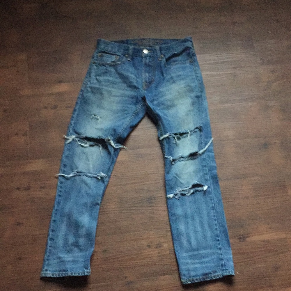 Ripped american eagle jeans